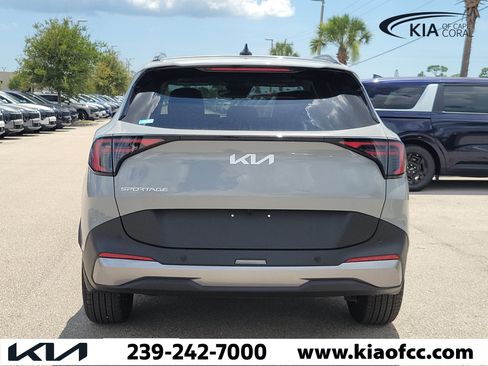 New 2026 Kia Sportage EX FWD image 5