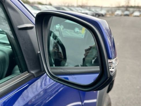 Used 2023 Toyota Tacoma TRD Off-Road image 13