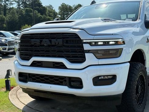 New 2026 RAM 2500 Laramie w/ Night Edition AWD/4WD image 10