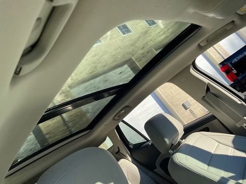 Used 2022 GMC Terrain Denali image 43