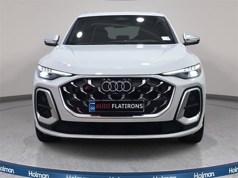 New 2025 Audi SQ5 Prestige image 2