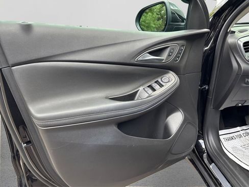 Used 2024 Buick Encore GX Avenir image 23