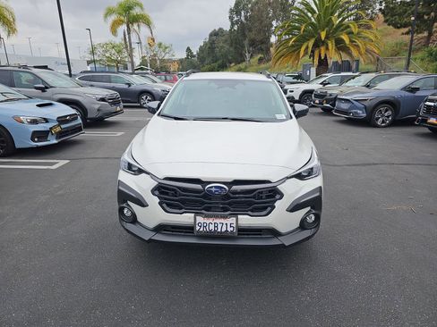 Used 2024 Subaru Crosstrek 2.5i Limited w/ Crosstrek Mirror Package image 12