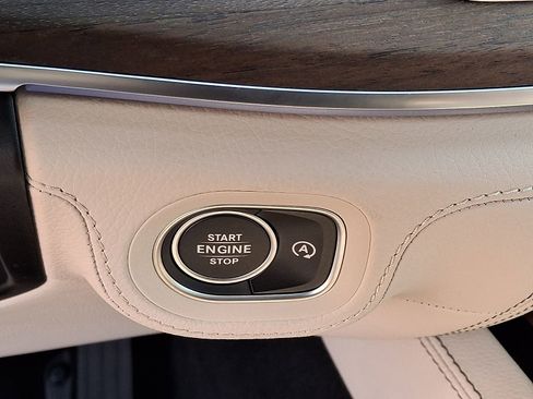 New 2026 Mercedes-Benz GLE 450 4MATIC image 16