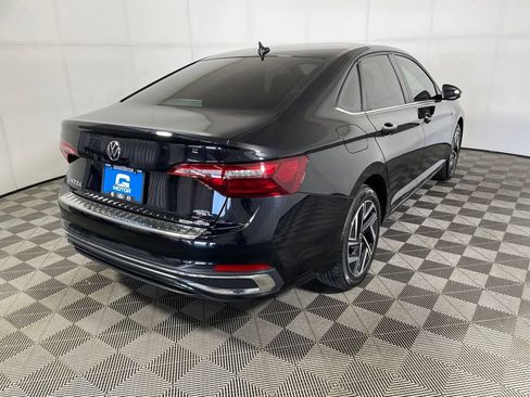 Certified 2023 Volkswagen Jetta SEL FWD image 7