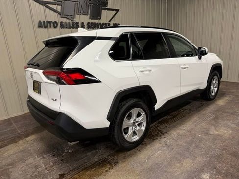 Used 2021 Toyota RAV4 XLE image 8