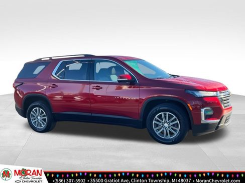Certified 2023 Chevrolet Traverse LT image 5
