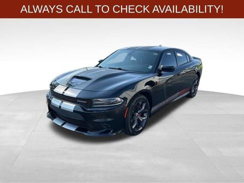 Used 2019 Dodge Charger GT RWD image 3