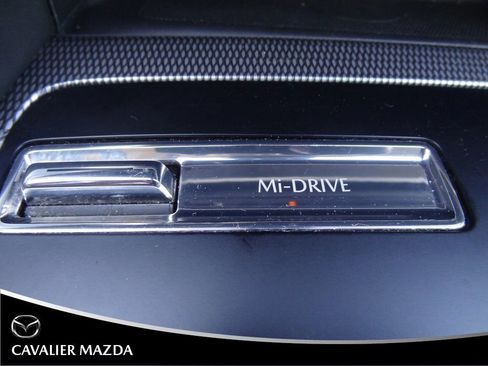 Certified 2025 MAZDA CX-90 3.3 Turbo w/ Preferred Package image 36