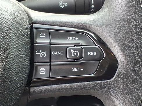 Used 2024 RAM ProMaster 2500 w/ Convenience Group image 11