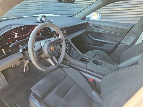 Certified 2024 Porsche Taycan GTS AWD/4WD image 4