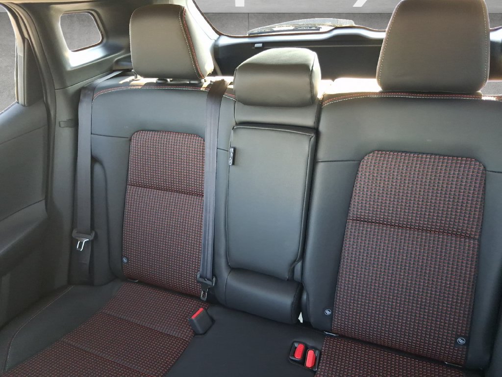 New 2027 Nissan Kicks SR w/ Cold Weather Package FWD image 23