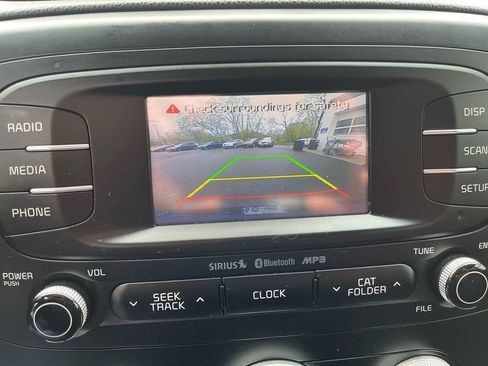 Used 2016 Kia Soul + w/ Designer's Package FWD image 10