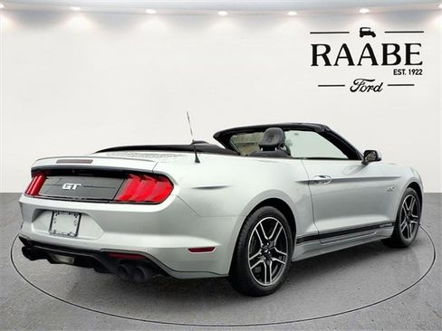Used 2018 Ford Mustang GT Premium image 10