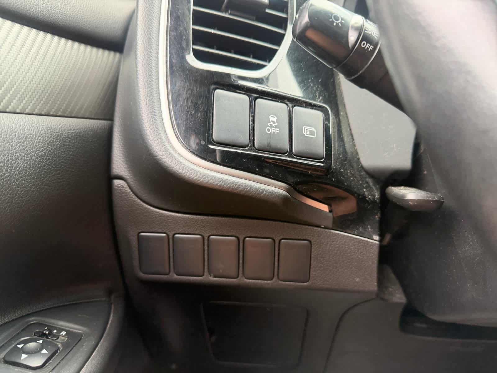 Used 2017 Mitsubishi Outlander ES FWD image 36