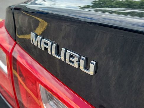 Used 2018 Chevrolet Malibu LS FWD image 7