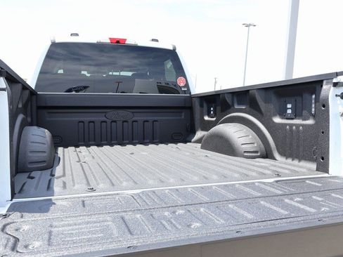 New 2026 Ford F250 XLT w/ XLT Premium Package AWD/4WD image 15