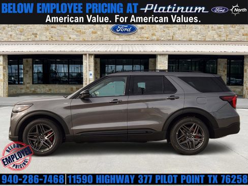 New 2026 Ford Explorer ST-Line RWD image 3