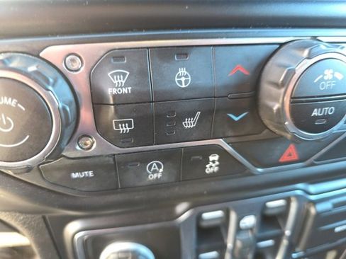 Used 2020 Jeep Gladiator Sport w/ Quick Order Package 23S image 30