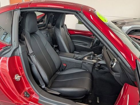 Used 2025 MAZDA MX-5 Miata RF Grand Touring image 13