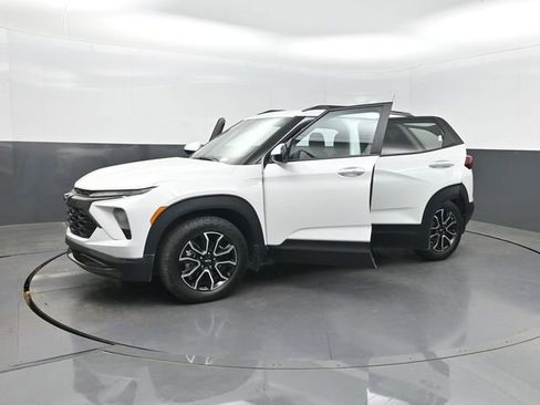 Used 2024 Chevrolet TrailBlazer ACTIV w/ Convenience Package FWD image 37