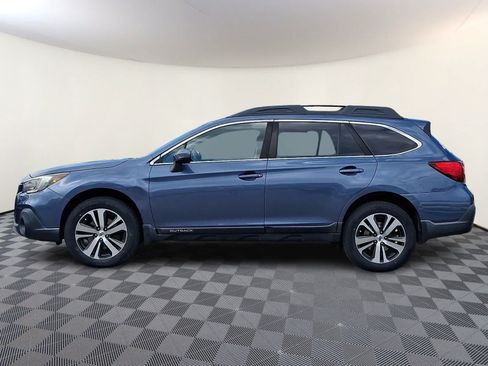Used 2018 Subaru Outback 3.6R Limited AWD/4WD image 8