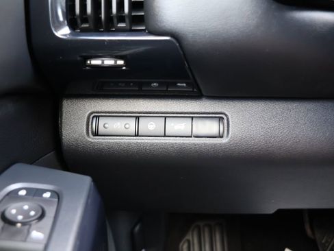 Used 2025 Nissan Pathfinder SV image 20