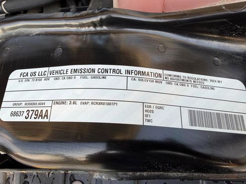 Used 2024 RAM ProMaster 2500 w/ Convenience Group image 26