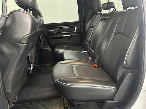 Used 2018 RAM 1500 Limited image 32
