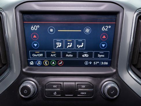 Used 2023 Chevrolet Silverado 2500 LTZ w/ LTZ Plus Package image 23