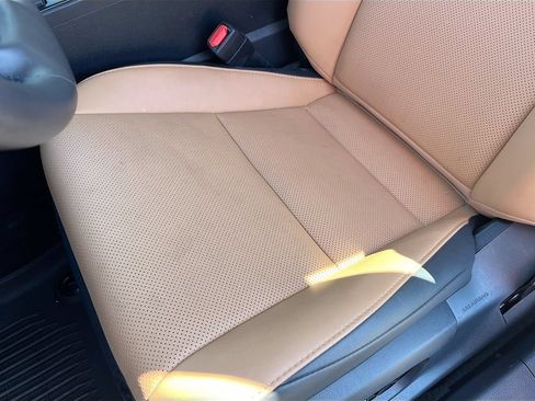 Used 2025 Lexus ES 300h w/ Premium Package FWD image 18