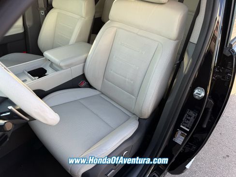Used 2024 Hyundai Santa Fe Limited FWD image 22