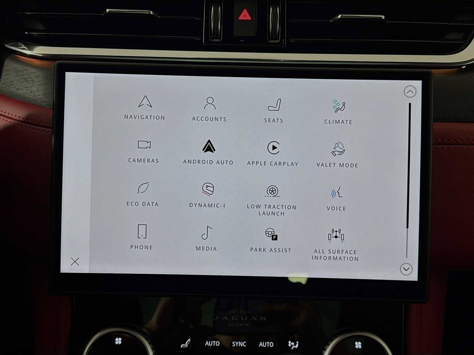 New 2025 Jaguar F-PACE R-Dynamic S AWD/4WD image 14