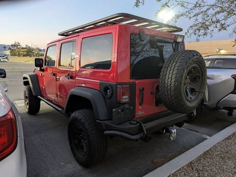 Used 2015 Jeep Wrangler Unlimited Rubicon w/ Connectivity Group image 6
