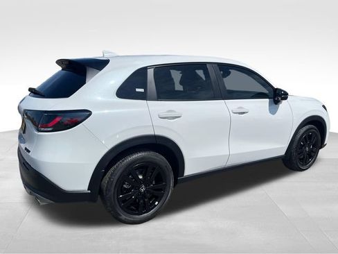 New 2026 Honda HR-V Sport image 8