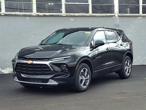 New 2026 Chevrolet Blazer LT image 1
