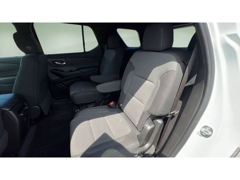 Used 2023 Chevrolet Traverse LT AWD/4WD image 28