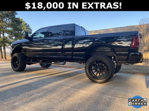 Used 2025 RAM 2500 Laramie w/ Night Edition image 10