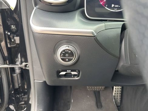 Used 2024 Mercedes-Benz C 300 Sedan image 27