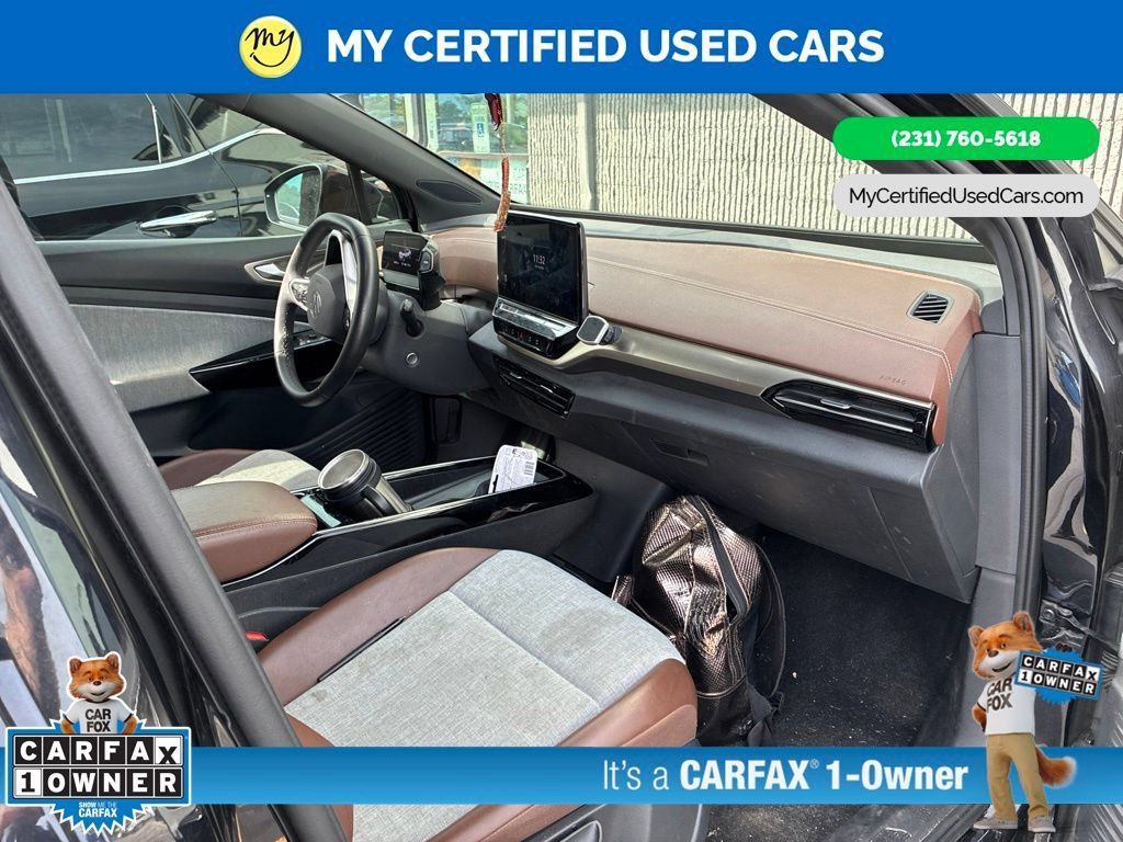 Used 2023 Volkswagen ID.4 2WD image 6