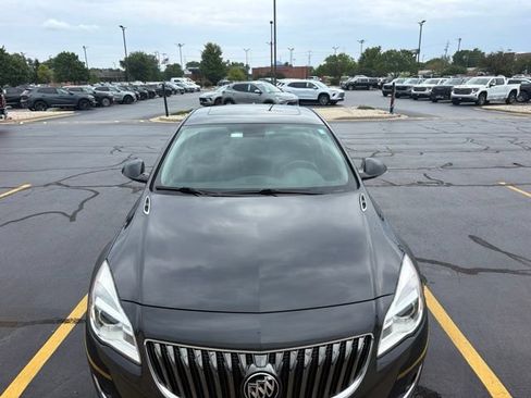 Used 2016 Buick Regal FWD image 3
