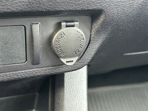 Used 2017 Toyota Tacoma SR5 image 26