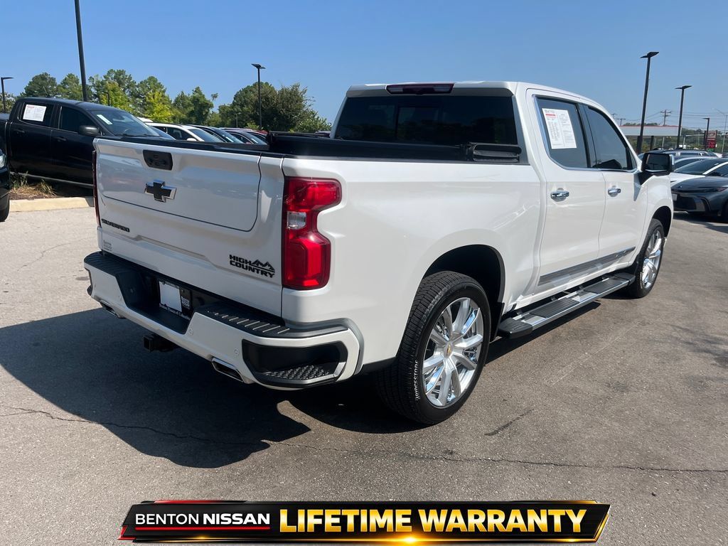 Used 2022 Chevrolet Silverado 1500 High Country AWD/4WD image 9
