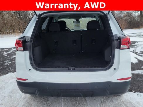 Used 2023 Chevrolet Equinox LS image 24