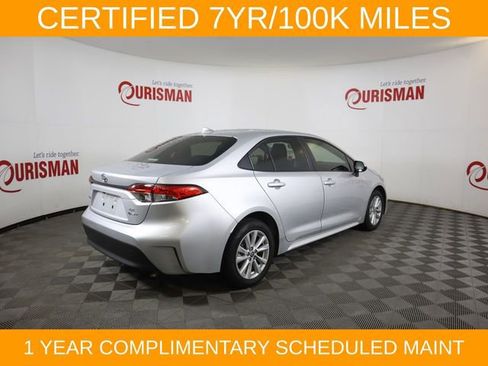 Used 2026 Toyota Corolla LE w/ LE Premium Package FWD image 10