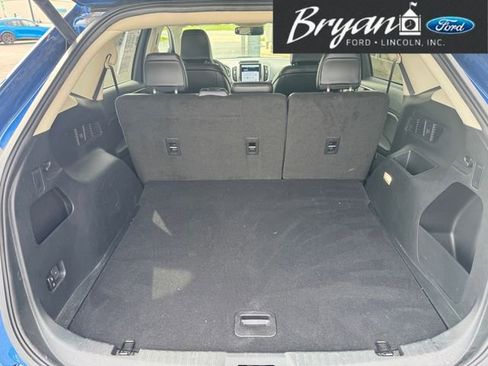 Used 2023 Ford Edge SEL w/ Convenience Package image 7