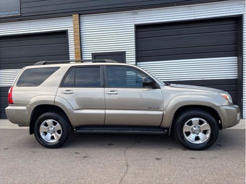 Used 2007 Toyota 4Runner SR5 image 11