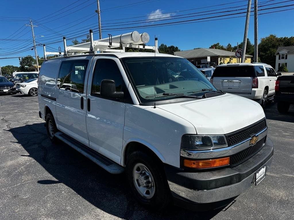 Used 2019 Chevrolet Express 2500 w/ Driver Convenience Package RWD image 6