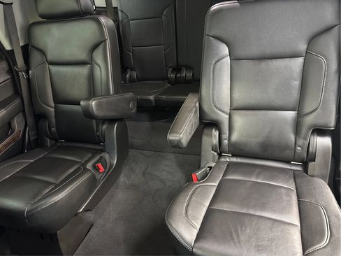 Used 2020 Chevrolet Tahoe LT AWD/4WD image 46