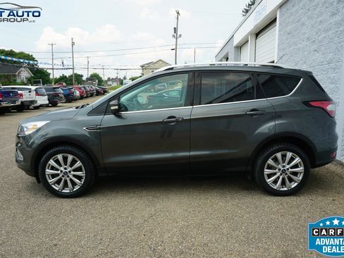 Used 2017 Ford Escape Titanium AWD/4WD image 4